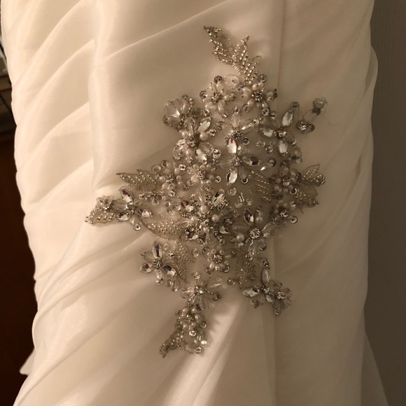 Mori Lee wedding dress - Picture 7 of 7